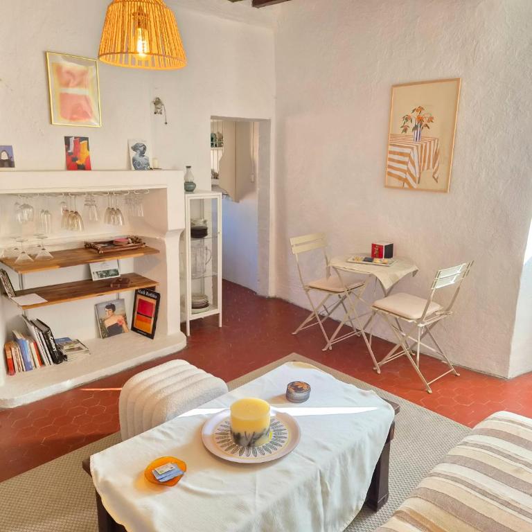 Charming Air-Conditioned Flat in Saint-Paul-de-Vence village - Appartamento con 1 Camera da Letto - 4