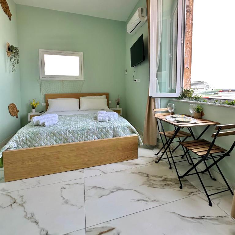 La Casa del Porto - Two-Bedroom Apartment with Sea View - 29