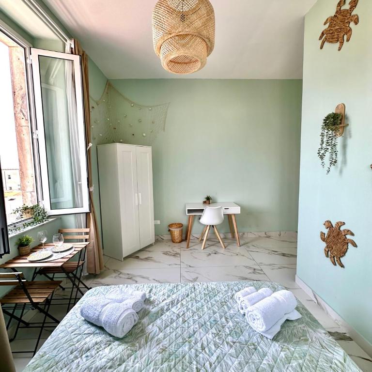 La Casa del Porto - Two-Bedroom Apartment with Sea View - 37