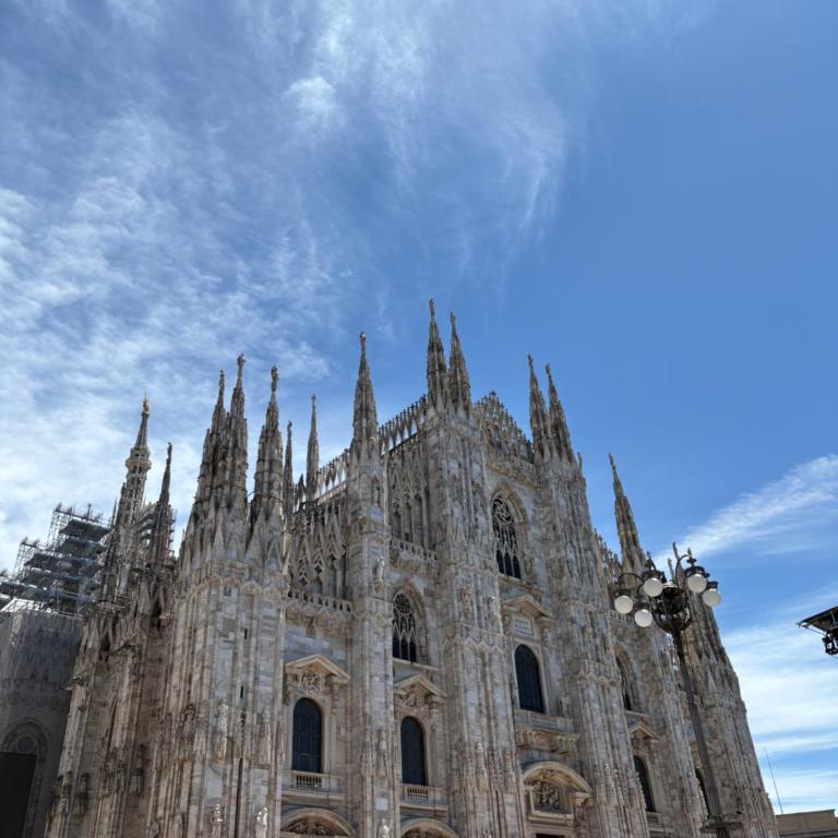 MARAGDA HOUSE Linate - Duomo- San Babila - Appartamento con 2 Camere da Letto - 4