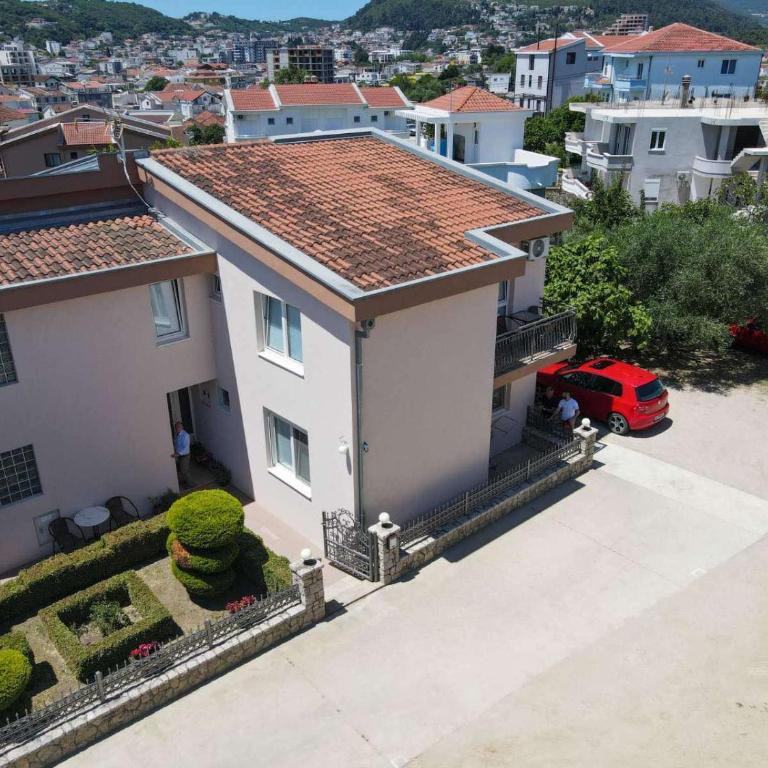 Kasneci Apartments - Niskobudžetna Dvokrevetna Soba sa Bračnim Krevetom - 8