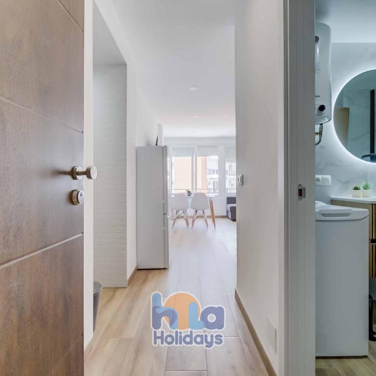 Estudio recién reformado, piscina, cerca de playa y centro - Apartamento de 1 dormitorio - 6