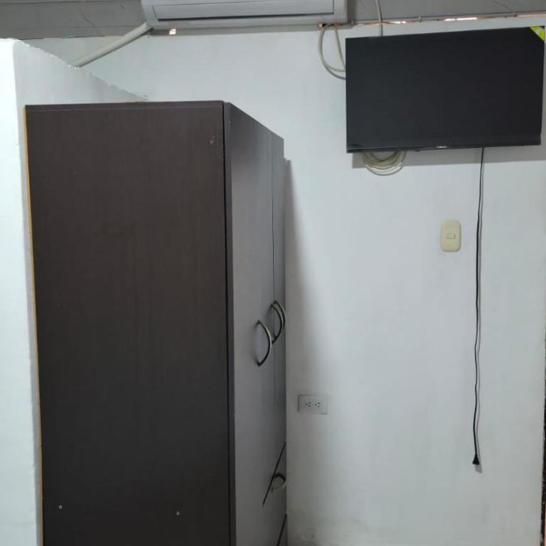 Apto amoblado 2 hab cerca Hospital Neiva - Estudio Familiar - 8