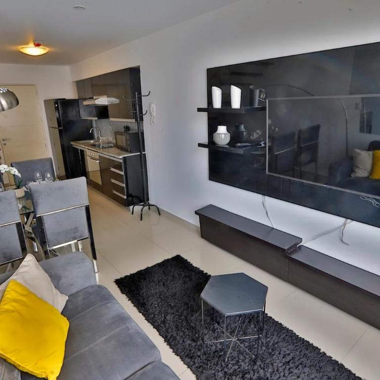 Dúplex con Vista y Piscina A Pasos de Miraflores y San Isidro - Apartamento de 2 dormitorios - 12