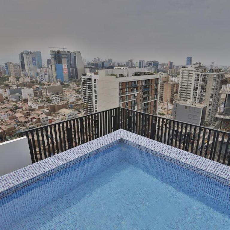 Dúplex con Vista y Piscina A Pasos de Miraflores y San Isidro - Apartamento de 2 dormitorios - 14