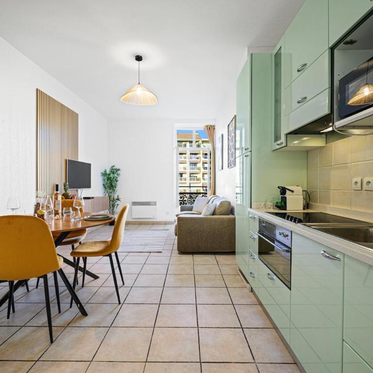 LE BIOVES Hyper centre proche commerces zone piétonne plages - Appartement - 23