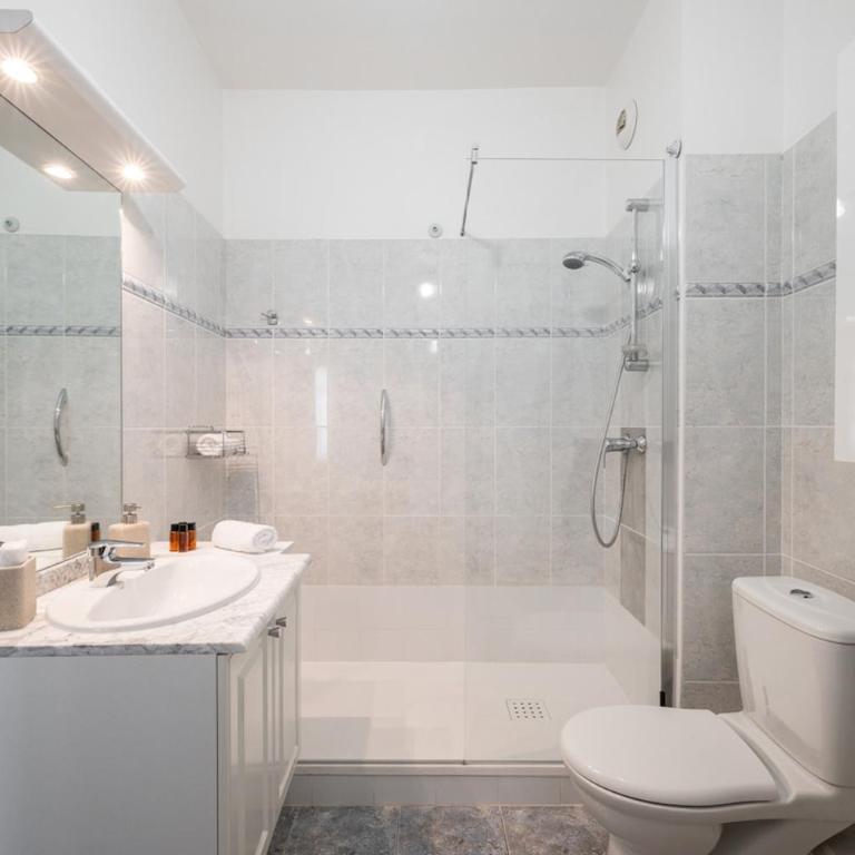 LE BIOVES Hyper centre proche commerces zone piétonne plages - Appartement - 34