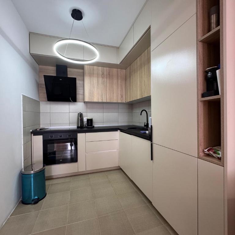 Mega Mall Two-Bedroom apartment, Budva - Two-Bedroom Apartment - 8