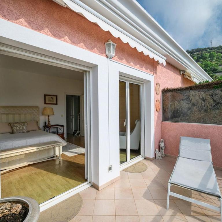 LA VILLA JULIA Vue Mer Jardin Parking Privé Proche Monaco - Vacation Home - 66