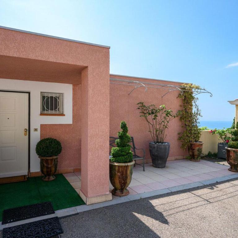 LA VILLA JULIA Vue Mer Jardin Parking Privé Proche Monaco - Vacation Home - 68