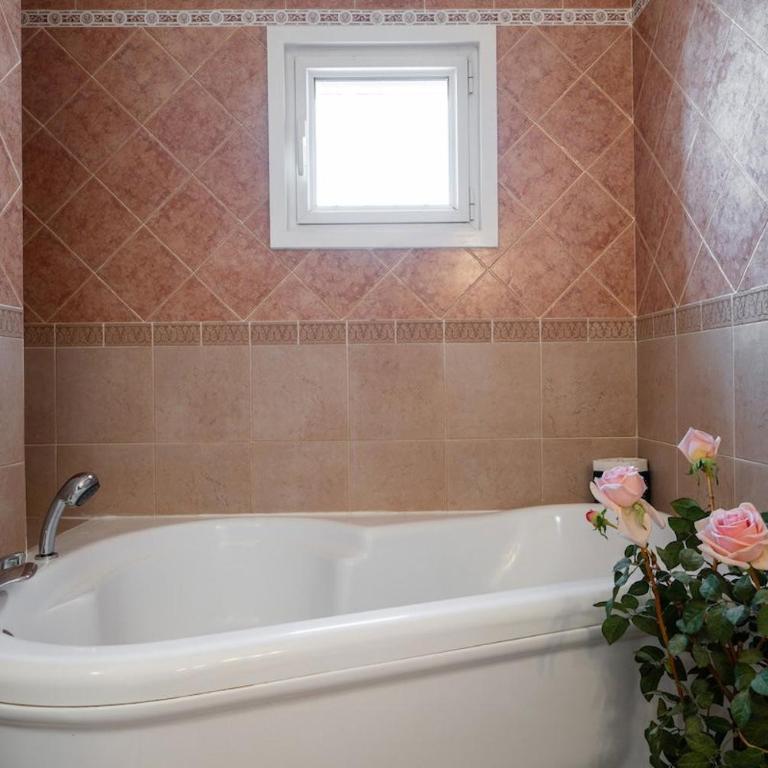 LA VILLA JULIA Vue Mer Jardin Parking Privé Proche Monaco - Vacation Home - 24