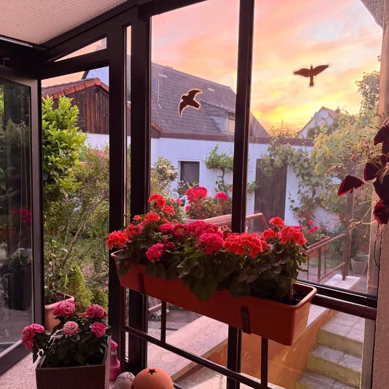 Spacious 3BR House with 2 Parking Spaces & Garden - Haus mit 3 Schlafzimmern - 6