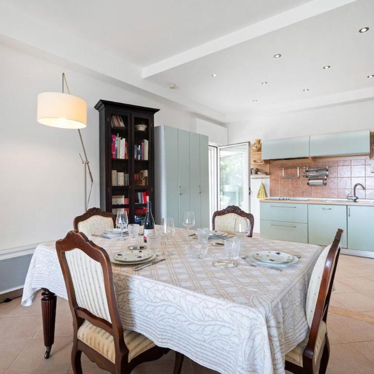 LA VILLA JULIA Vue Mer Jardin Parking Privé Proche Monaco - Vacation Home - 14