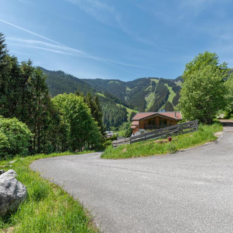 Ski Chalet Jim by All in One Apartments - Chalet mit Balkon und Bergblick - 30
