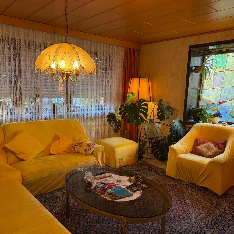 Spacious 3BR House with 2 Parking Spaces & Garden - Haus mit 3 Schlafzimmern - 5