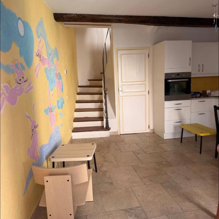 Bormes center 75 m2 artistic stay 2 to 4 people - Apartamento de 2 dormitorios - 38