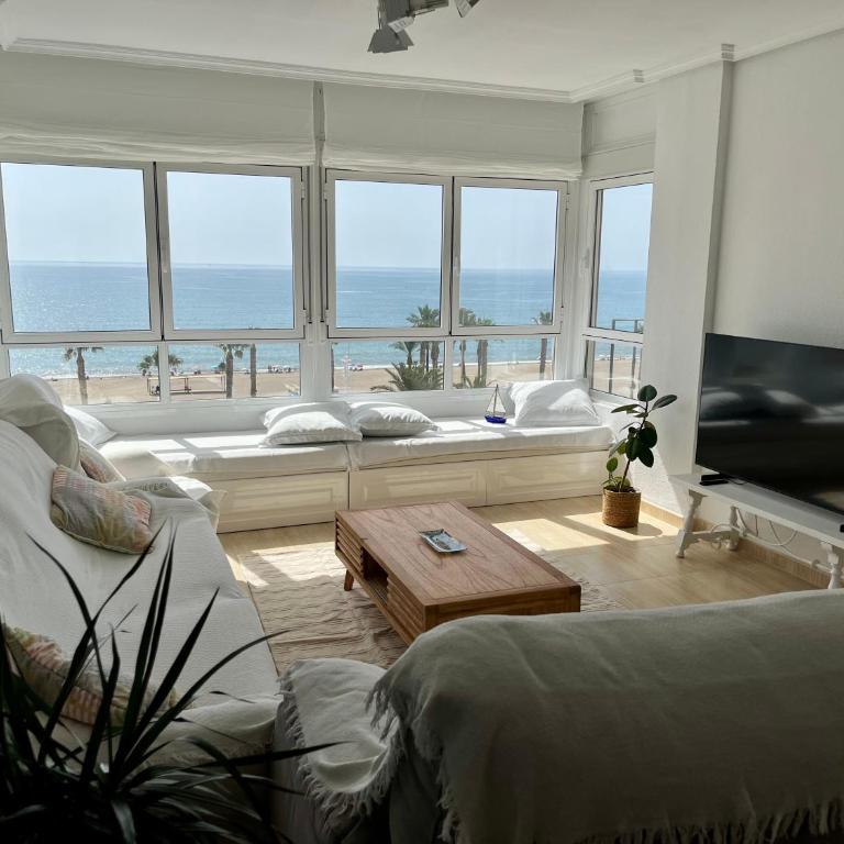 Ático Almería. Paseo marítimo Roquetas de Mar - Apartamento de 1 dormitorio - 2