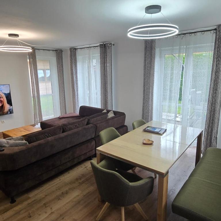 Alpina Sonnen-Appartements Füssen incl XL-Sonnen-Terrasse & Königscard - Apartment mit 2 Schlafzimmern - 3