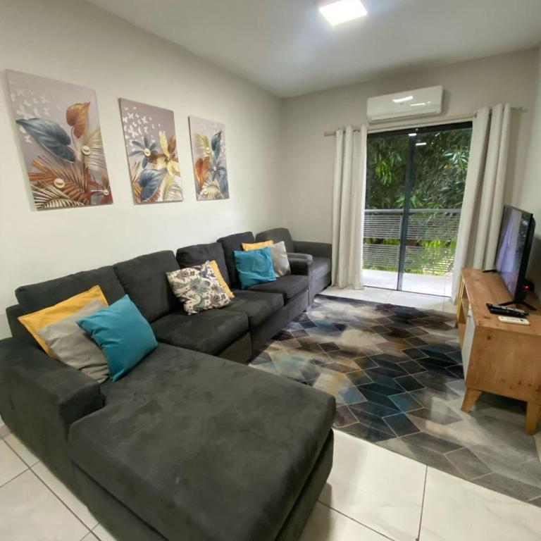 Amplio loft en zona residencial de Asunción - Two-Bedroom Apartment - 2