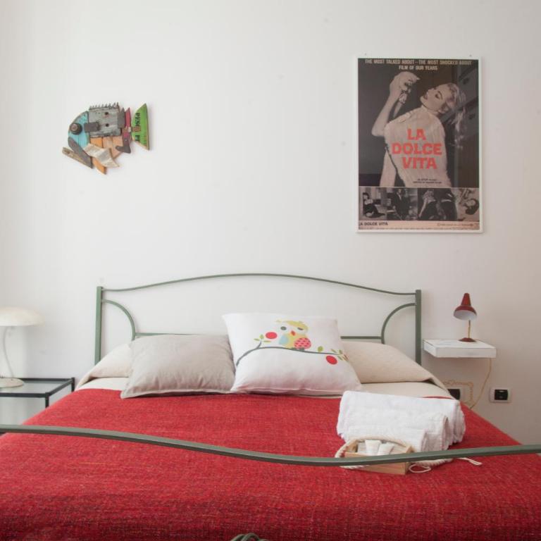 Guest Art Roma - Camera Matrimoniale con Bagno Privato - 19