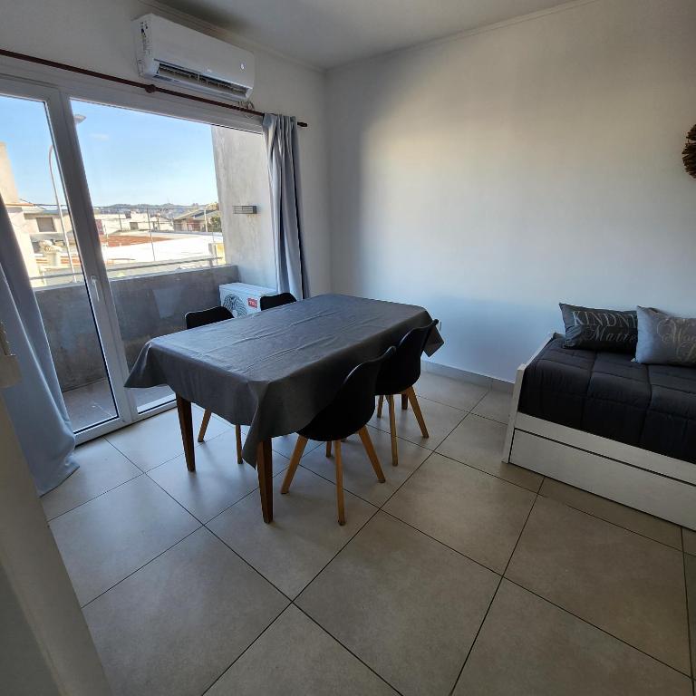 Depto Luminoso en Tandil - Apartamento de 1 dormitorio - 11