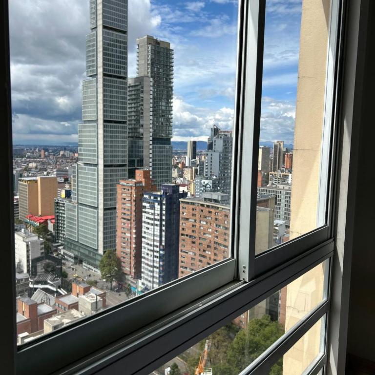 Modern Loft- 2 Beds- City View - Apartment with Mountain View - 7