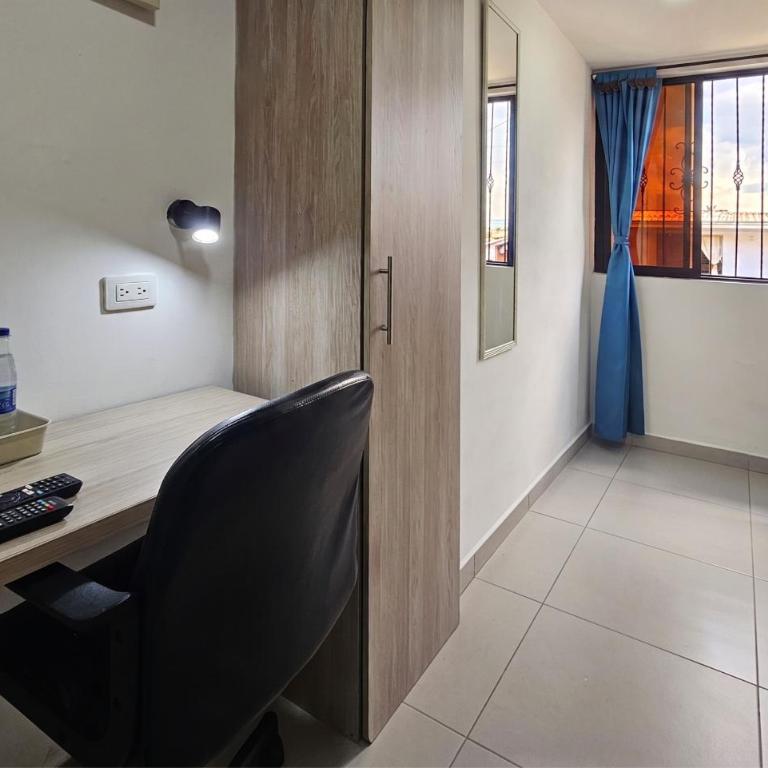 Andaliving Campo Valdés - Small Double Room - 2