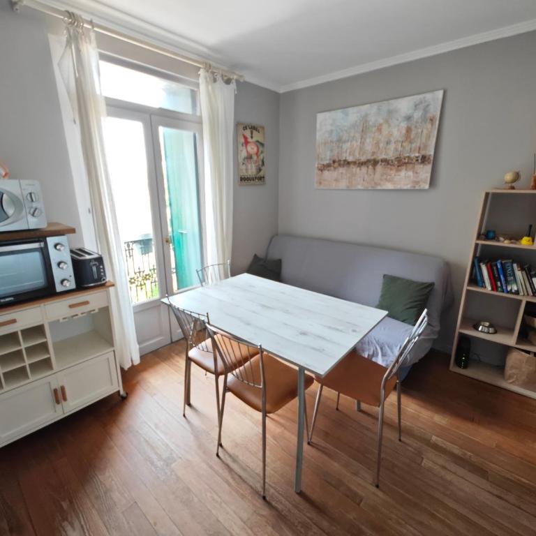 Cozy french apartment with a beautiful view - Appartement 1 Chambre - 4