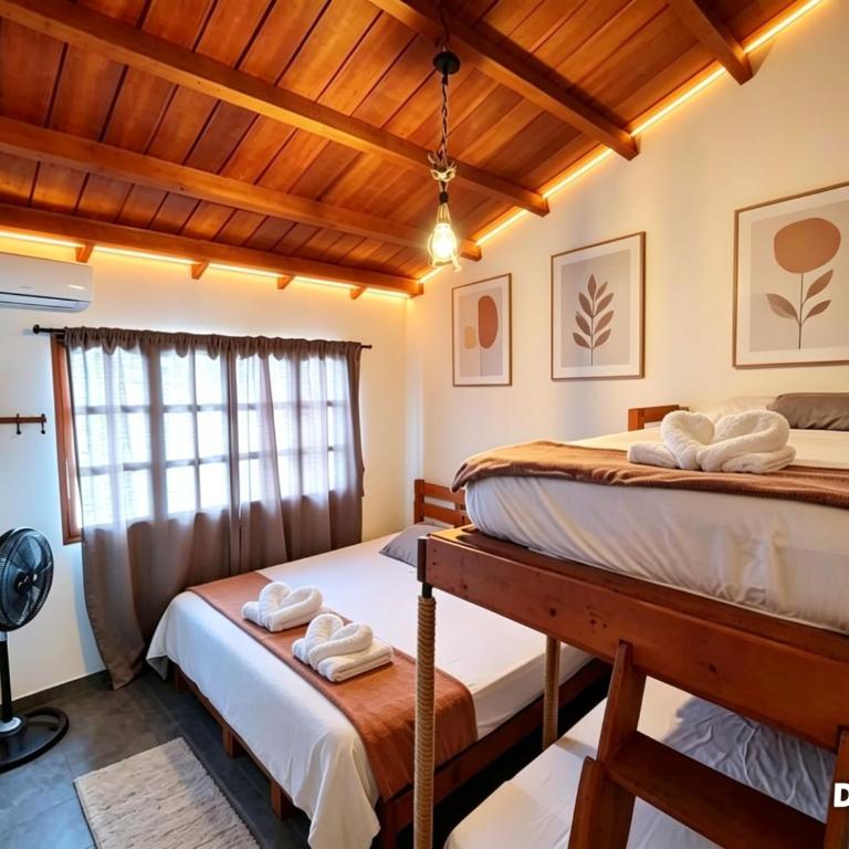 CONFORT Room AIRE AC - Desayuno - Tv - Baño Compartido - Excelente Ubicación Muelle Cruceros - Exquisita Atención y Buen Ambiente - Habitación Cuádruple Confort - 3