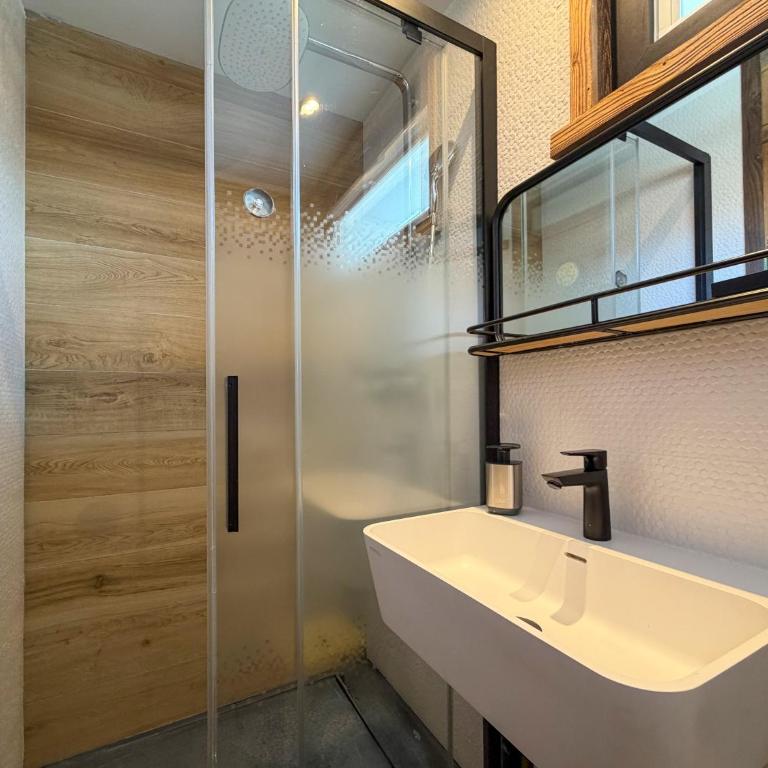 Homency - Résidence Ménandière V2 spot - Appartement 3 Chambres - 27