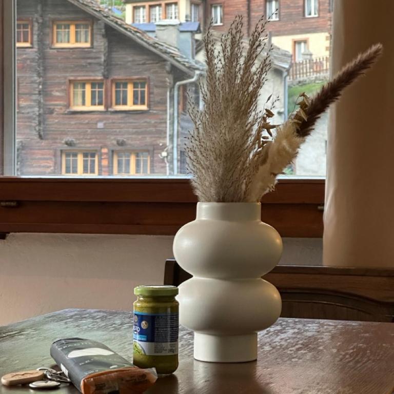 Family Home Base near Saas Fee with Mountain View - Apartment mit 2 Schlafzimmern und Balkon - 64