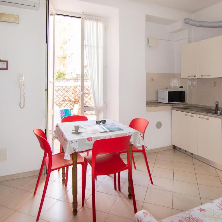 Residence Italia - Appartamento con Terrazza - 4