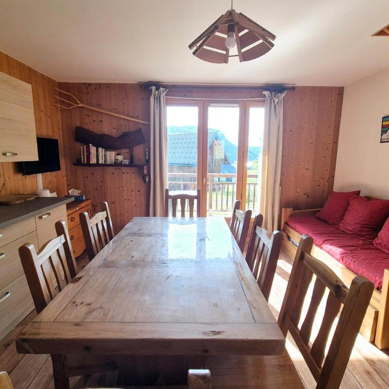 Votre Havre de Paix en Montagne - chalet 6 personnes avec piscine et sauna - Chalet - 1