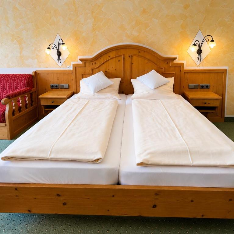 Hotel Schatten - Deluxe Doppelzimmer mit Balkon - 10