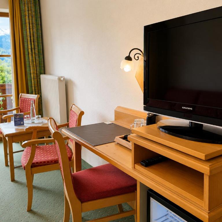 Hotel Schatten - Deluxe Doppelzimmer mit Balkon - 8