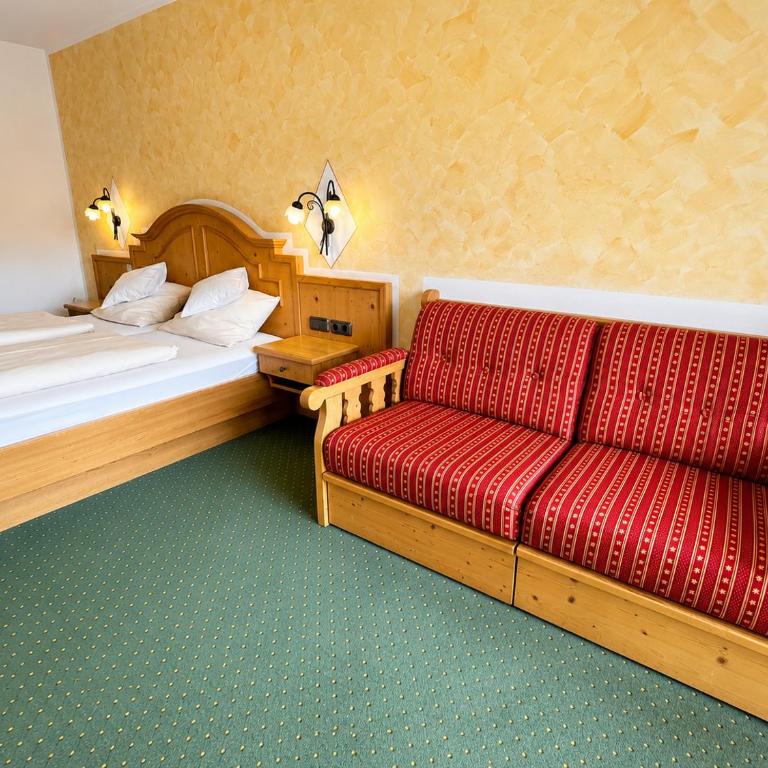 Hotel Schatten - Deluxe Doppelzimmer mit Balkon - 5