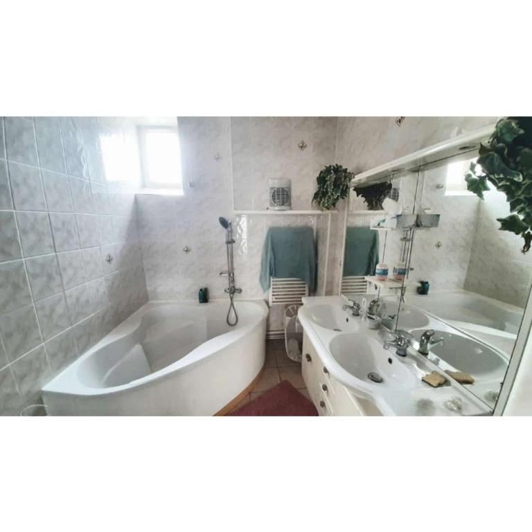 App. 6 couchages 3 chambres Stationnement gratuit - Apartment mit 3 Schlafzimmern - 3