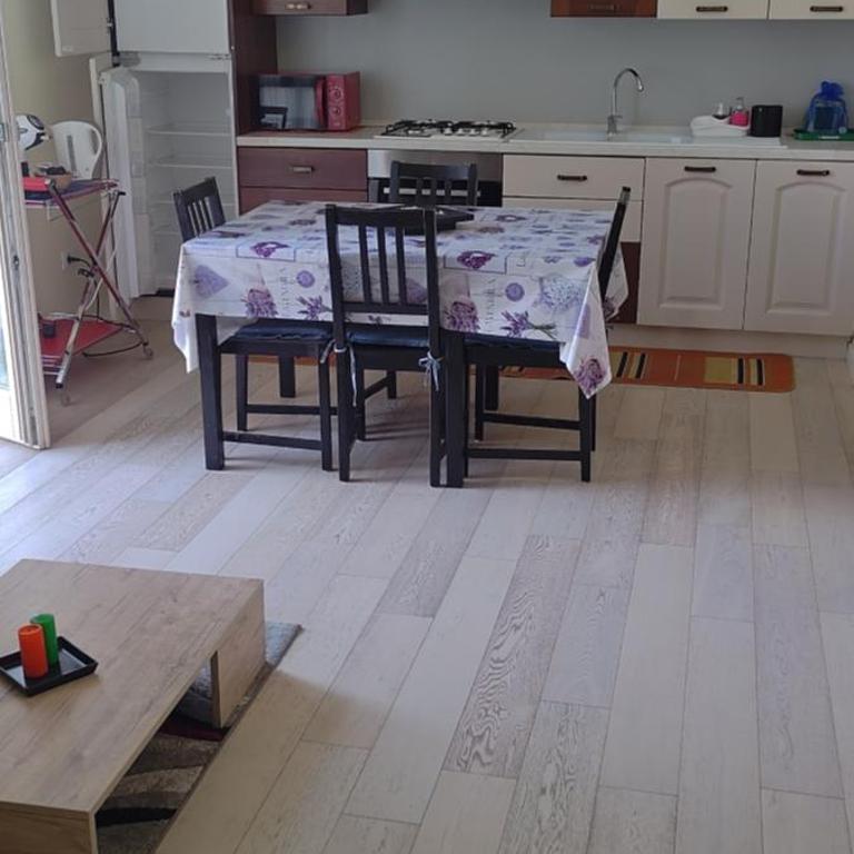 Peschiera appartamenti Vacanze - Appartamento con Balcone - 7
