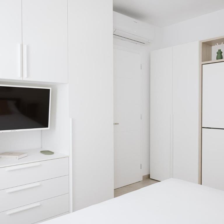 R2 Apartment - Appartamento con 2 Camere da Letto - 7