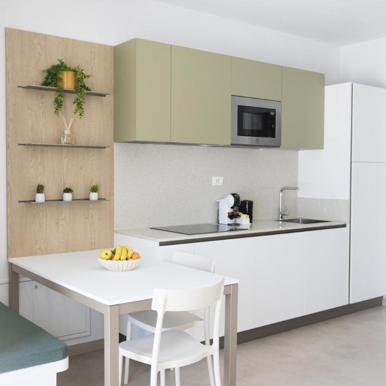 R2 Apartment - Appartamento con 2 Camere da Letto - 1