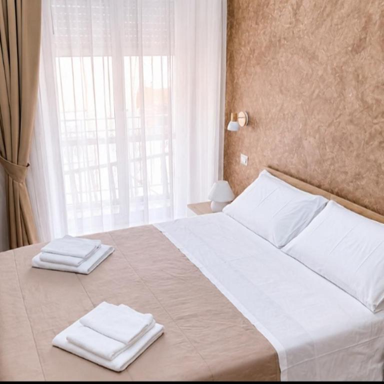 Sorrentino House - Appartamento con 2 Camere da Letto - 1