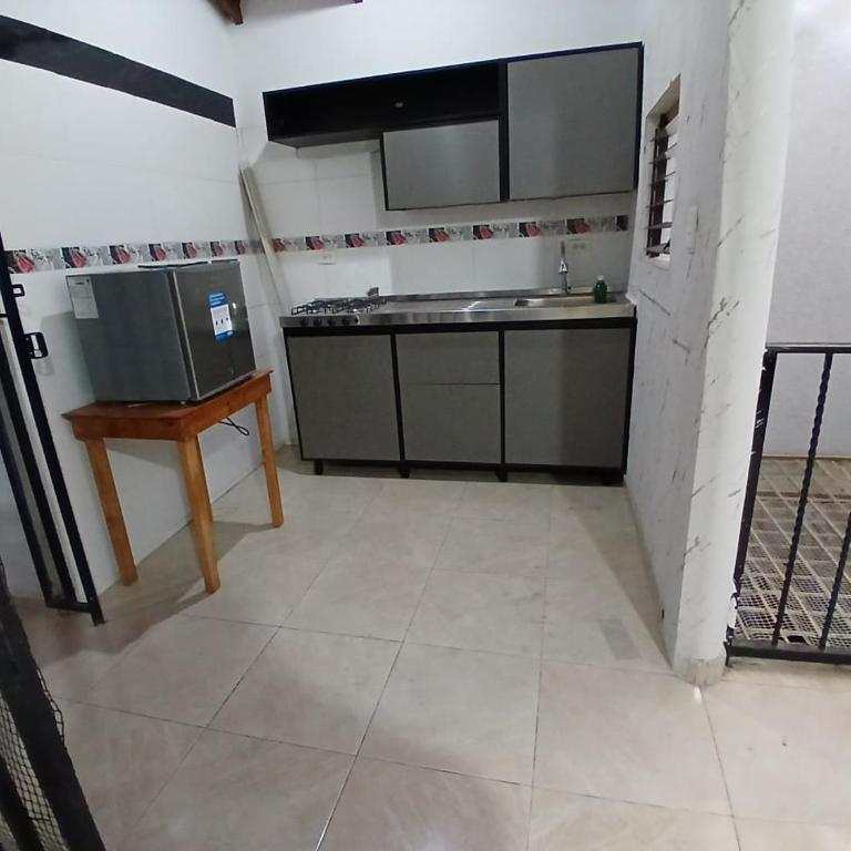 Espacioso y acogedor apartamento en el norte de Cali - Three-Bedroom Apartment - 3