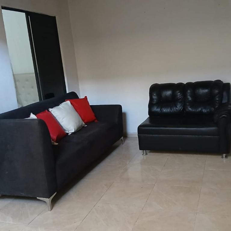 Espacioso y acogedor apartamento en el norte de Cali - Three-Bedroom Apartment - 11