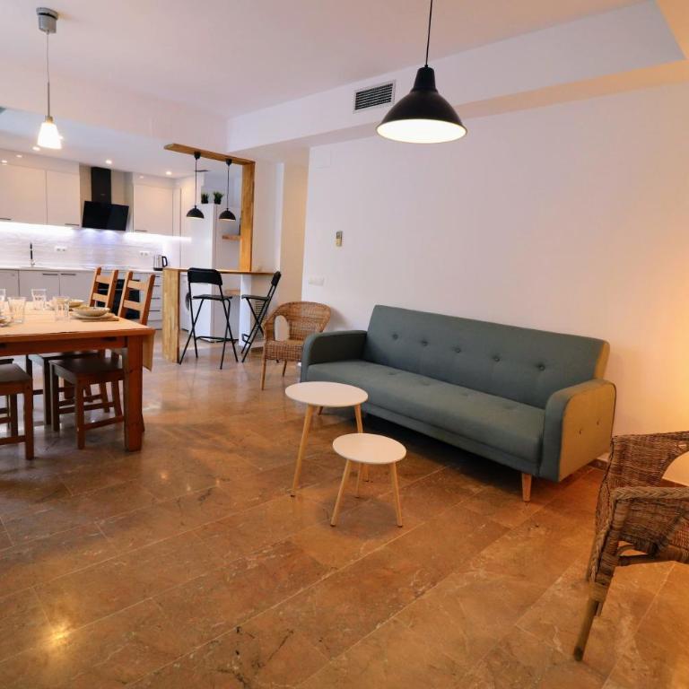 Oasis Fenals, Espectacular Terraza 90m, 3 Habitaciones, Piscina y Parking Privado - Apartment - 57