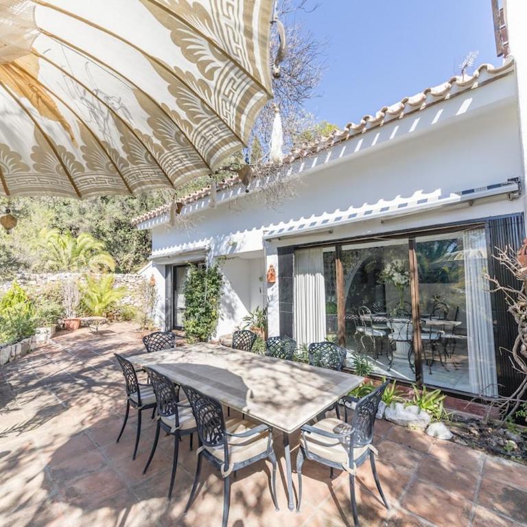 Luxury Mijas Villa with Private Pool & Sea Views - Villa - 5