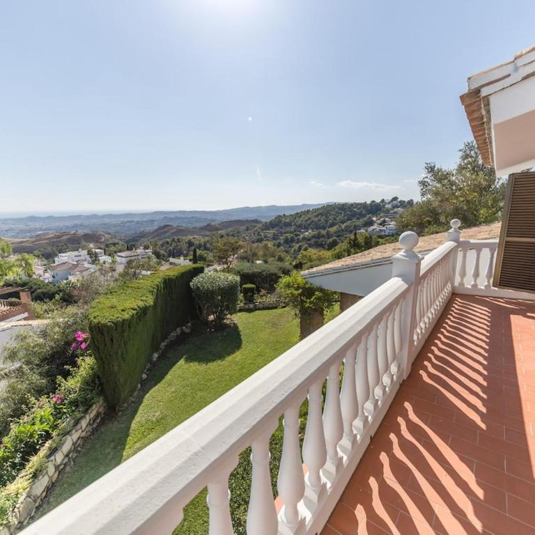 Luxury Mijas Villa with Private Pool & Sea Views - Villa - 26