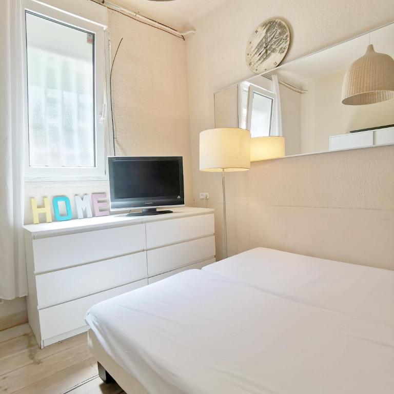 MarBarcelona Coliving Aviacio - Habitación Doble con baño compartido - 1