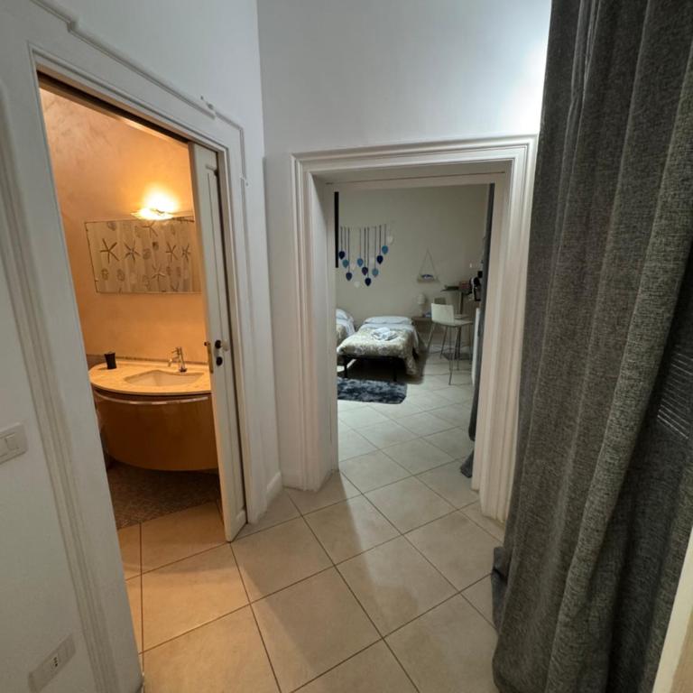 N67 B&B Taranto Centro-3 camere indipendenti - Twin Room - 4