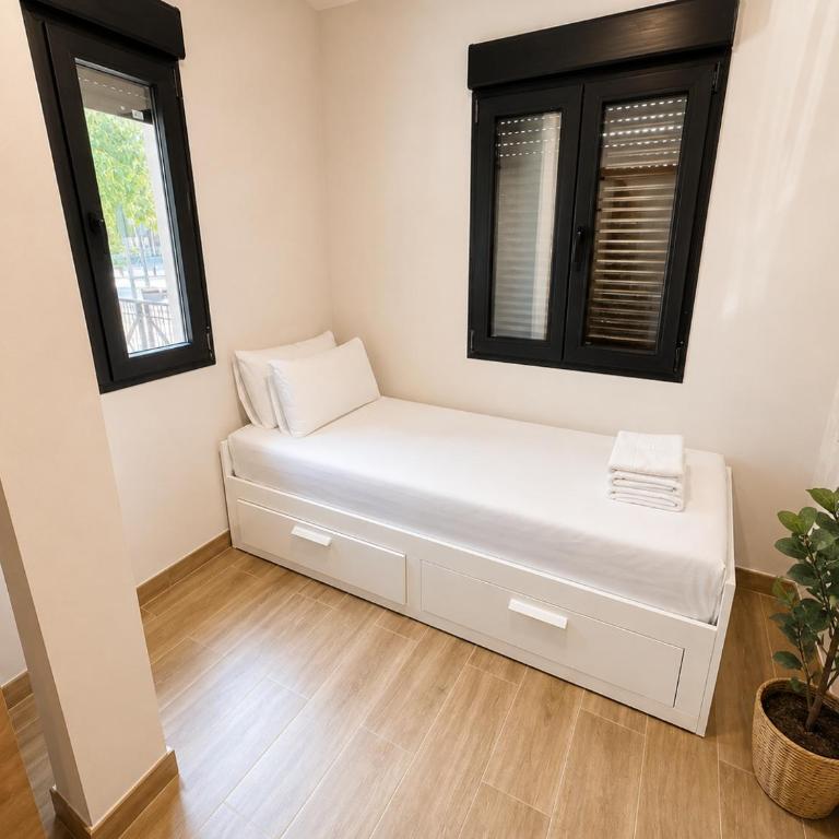 Apartamentos cerca de Las Ventas - Appartamento con 2 Camere da Letto e Terrazza - 6