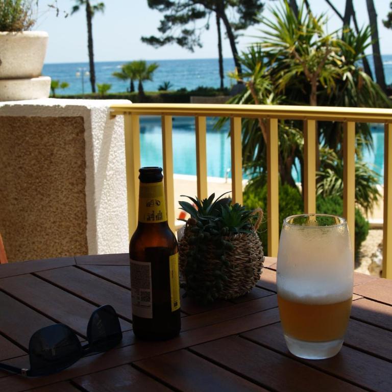 Cambrils Seafront Retreat Parking PortAventura - Apartamento de 1 dormitorio con balcón y vistas al mar - 1